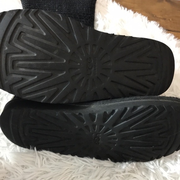 UGG Classic Carey Sweater Knot Boots - Picture 10 of 10